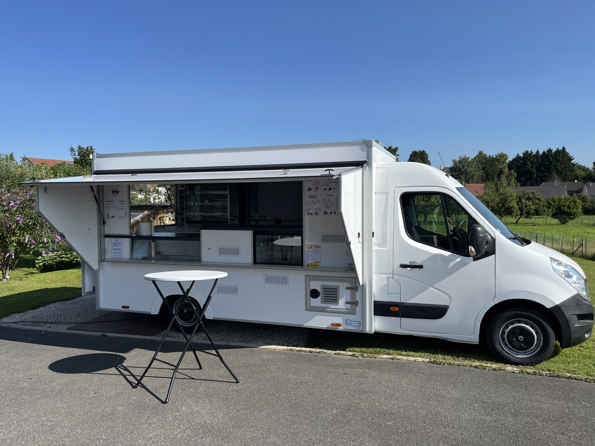 Foodtruck Rôtisserie / Snack – Renault Master VASP Magasin (TVA récupérable) — Sarreguemines (57) — photo 1