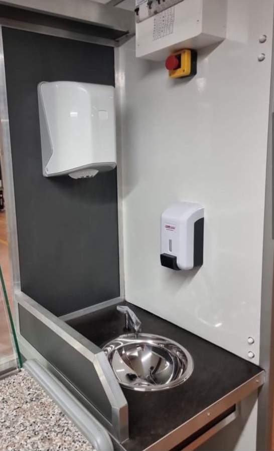 FOODTRUCK NISSAN INTERSTAR DCI 165 — vue 7
