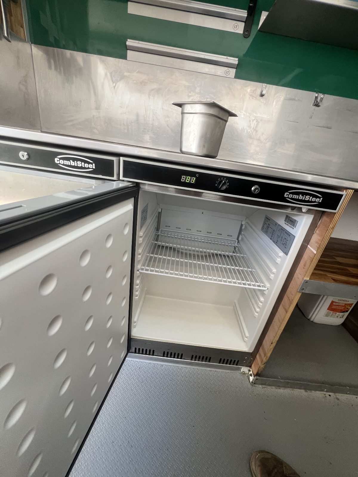 Remorque foodtruck — vue 4