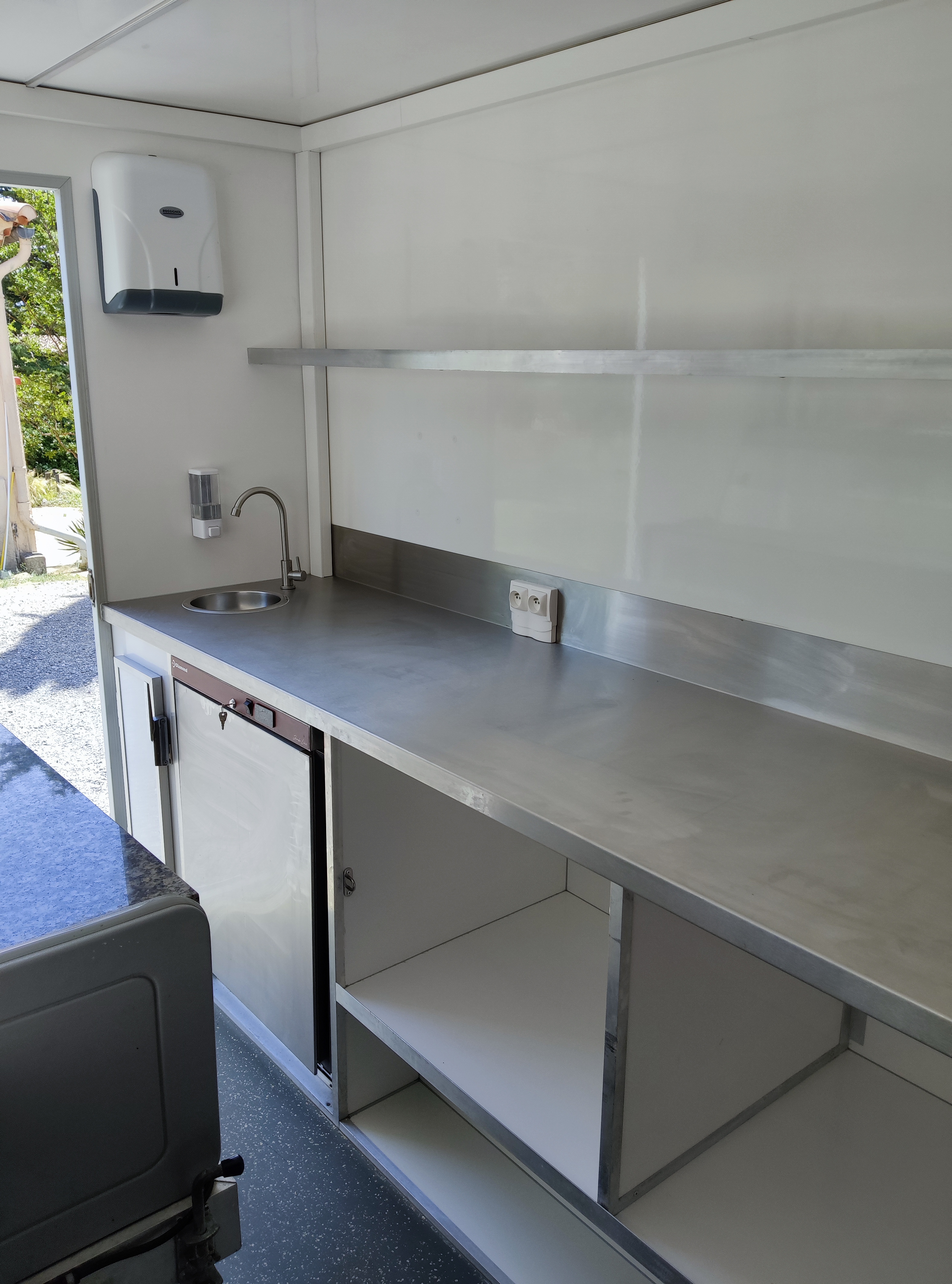 Foodtruck Renault Master 3 VASP magasin  184000km — vue 7